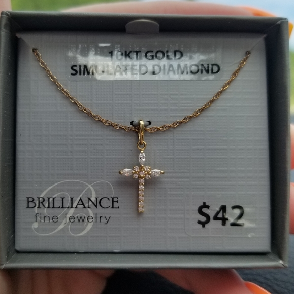 ☆New 10K Gold Cross Necklace☆ - Picture 1 of 2